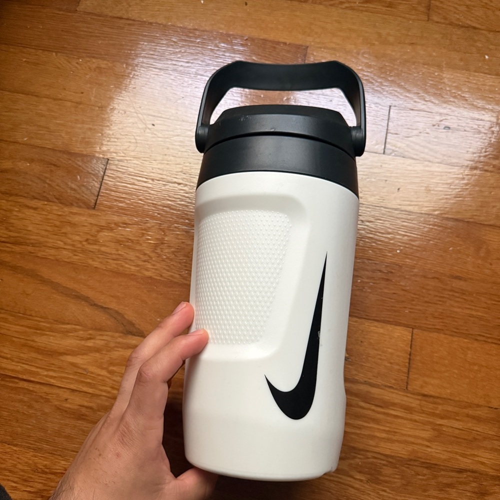 Nike Fuel Jug 64 oz Thermal Water Bottle
